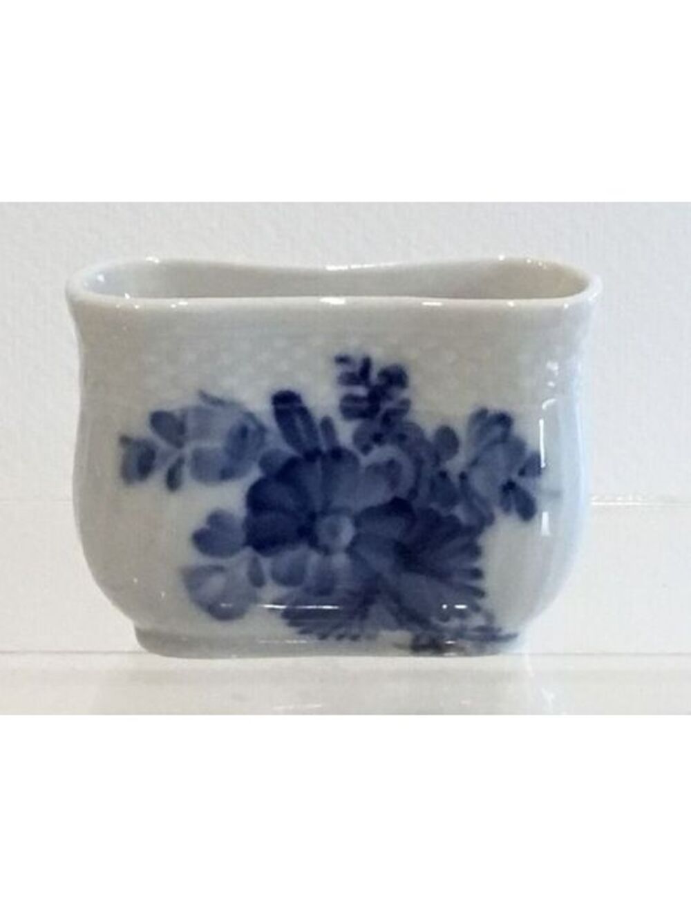 Vintage Royal Copenhagen Cigarette/ Toothpick holder Blue Flower Print 10/1801